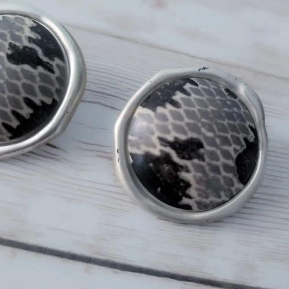 Vintage Clip On Earrings 1 & 3/8
